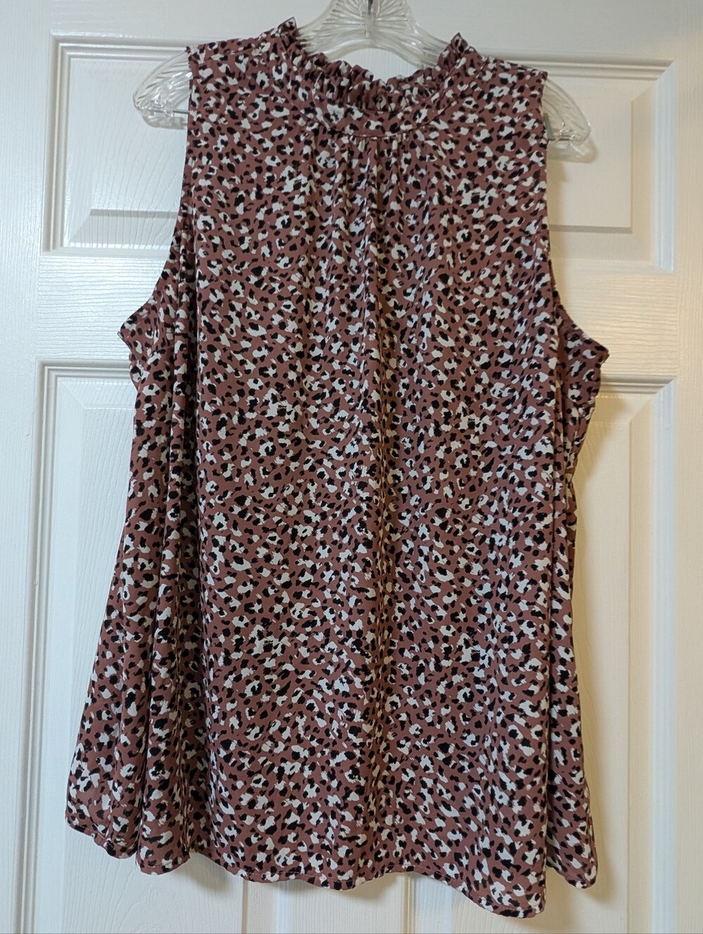 🤎 Torrid Mauve Animal Print Sleeveless Ruffle-Neck Blouse